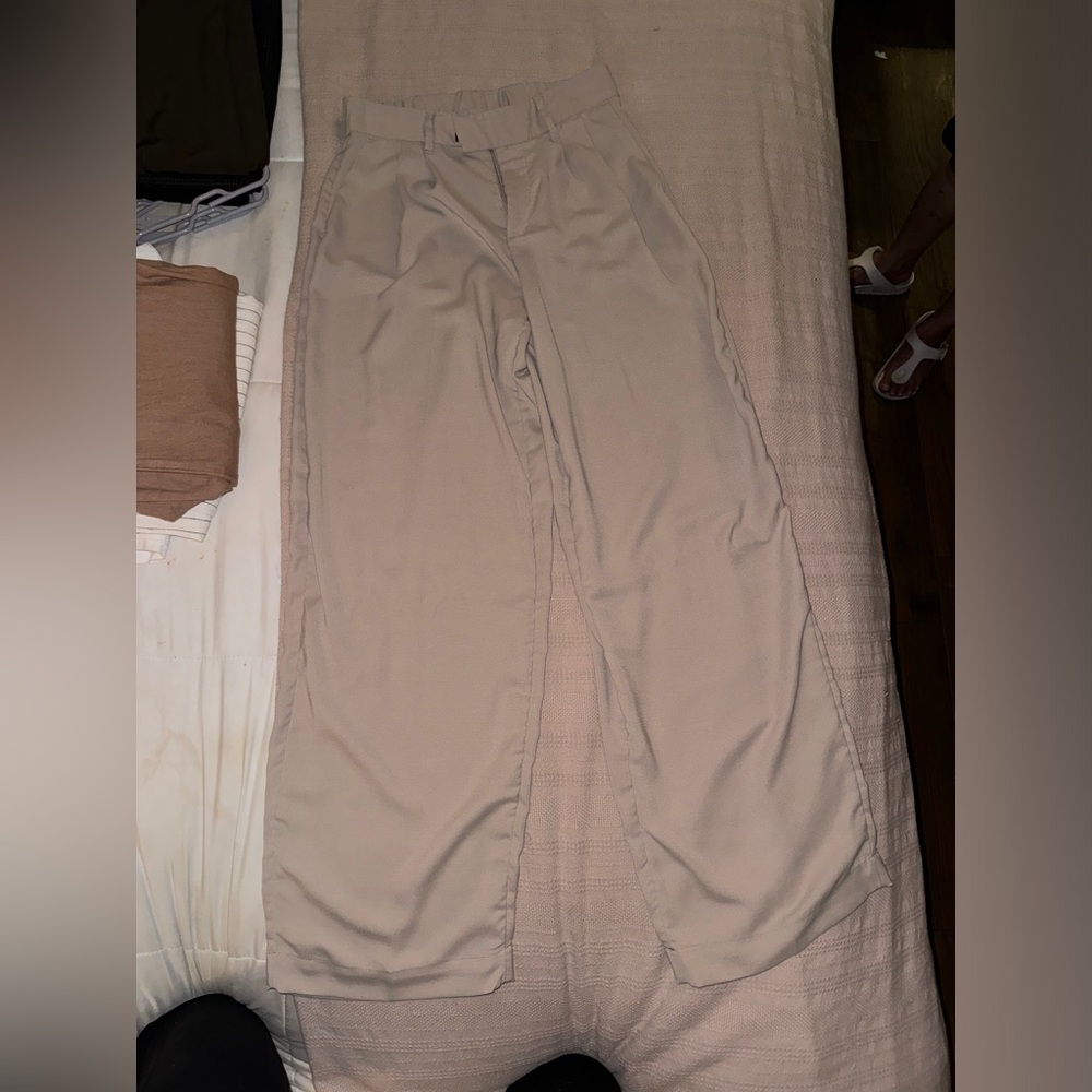 Women’s trousers